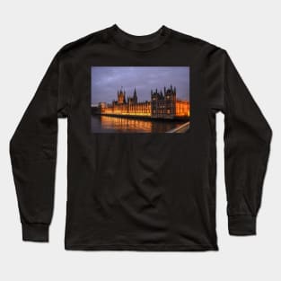 Palace of Westminster at night Long Sleeve T-Shirt